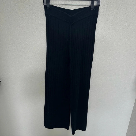 Theory wide leg rib knit athleisure pants - Picture 2 of 8